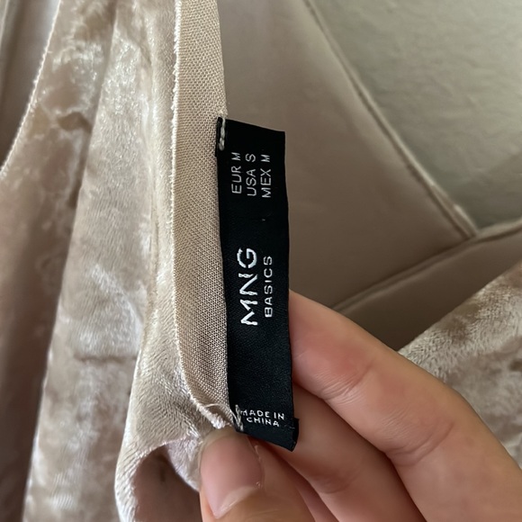 Velvet top by Mango - Picture 3 of 4